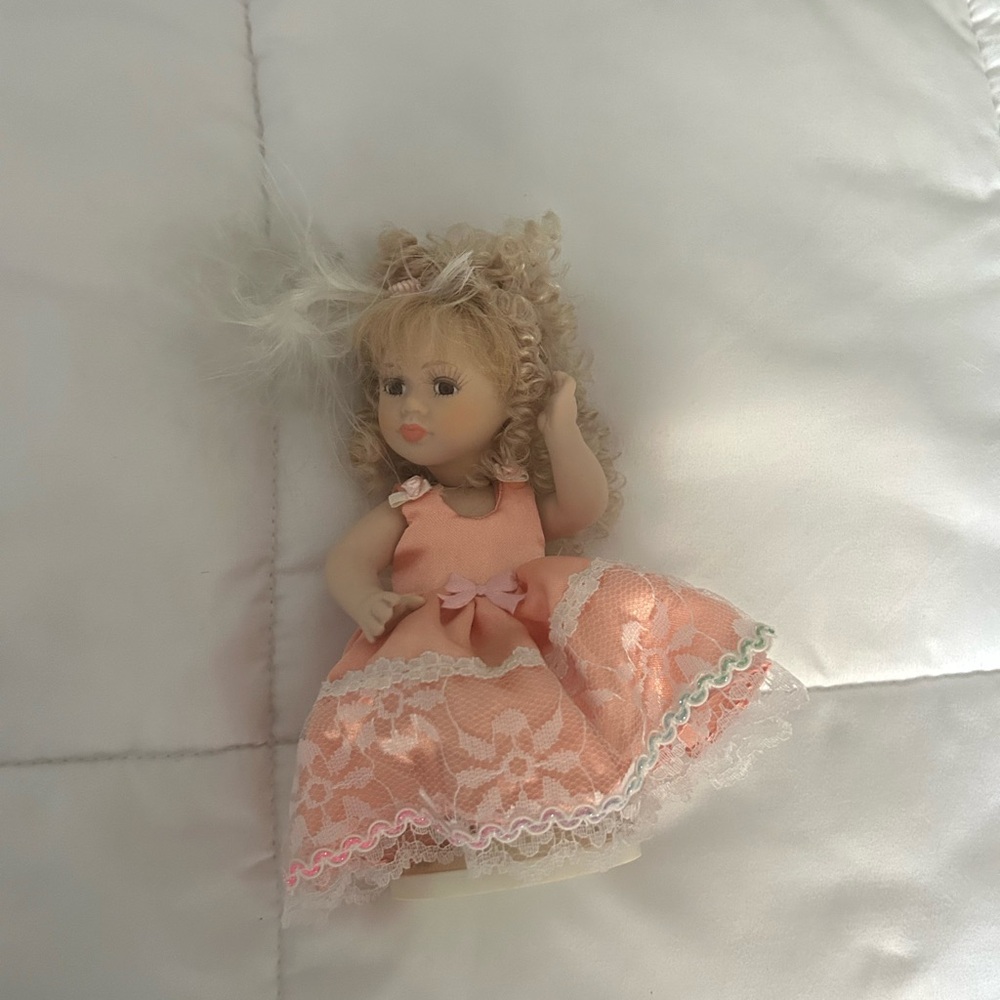Orange and White Doll with Curly Hair and Accessories - Musical